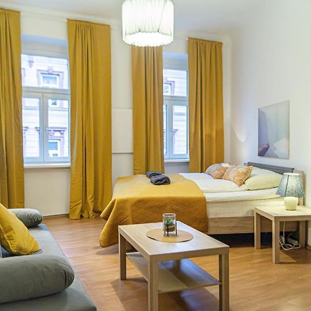Economy 1Br Apartment Well Connected To The Whole City Viena Exterior foto