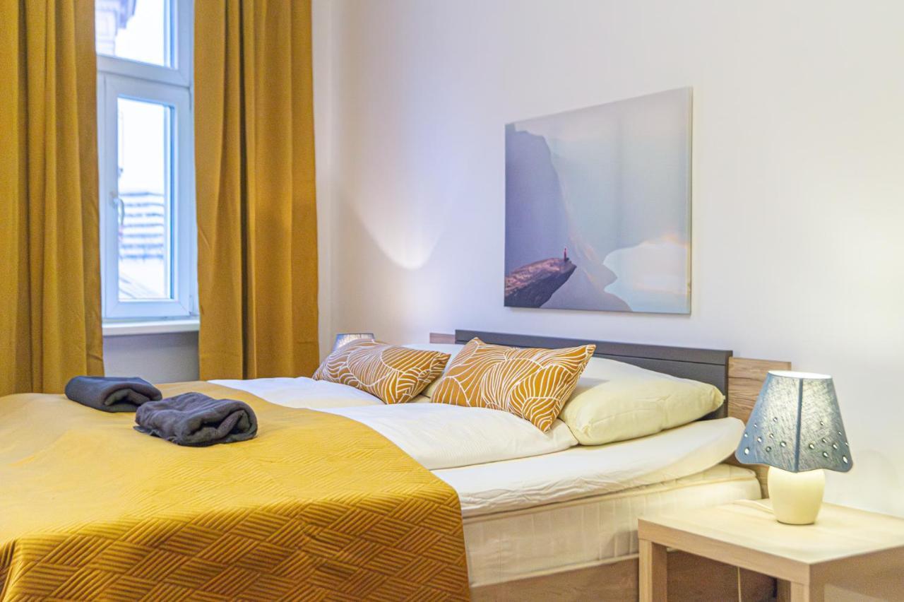 Economy 1Br Apartment Well Connected To The Whole City Viena Exterior foto